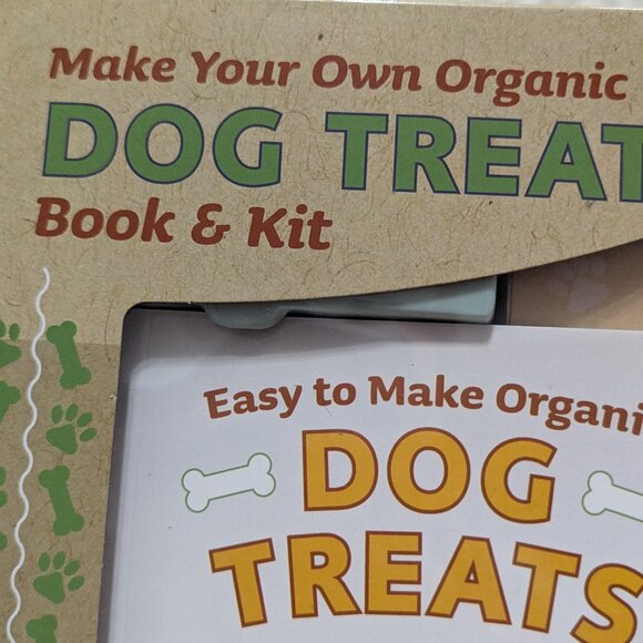NEW in Box Mud Puddle DYI Make Your Own Organic Dog Treats Book Kit - gift set - Picture 2 of 6
